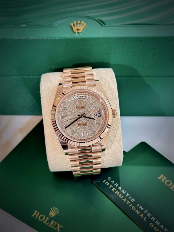 Rolex Day-Date 40mm Rose Gold 228235-0036 new 2023