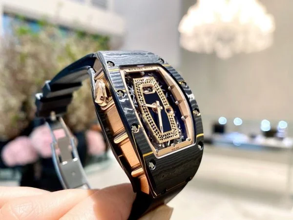 Richard Mille RM 37 01 Black Carbon Gold