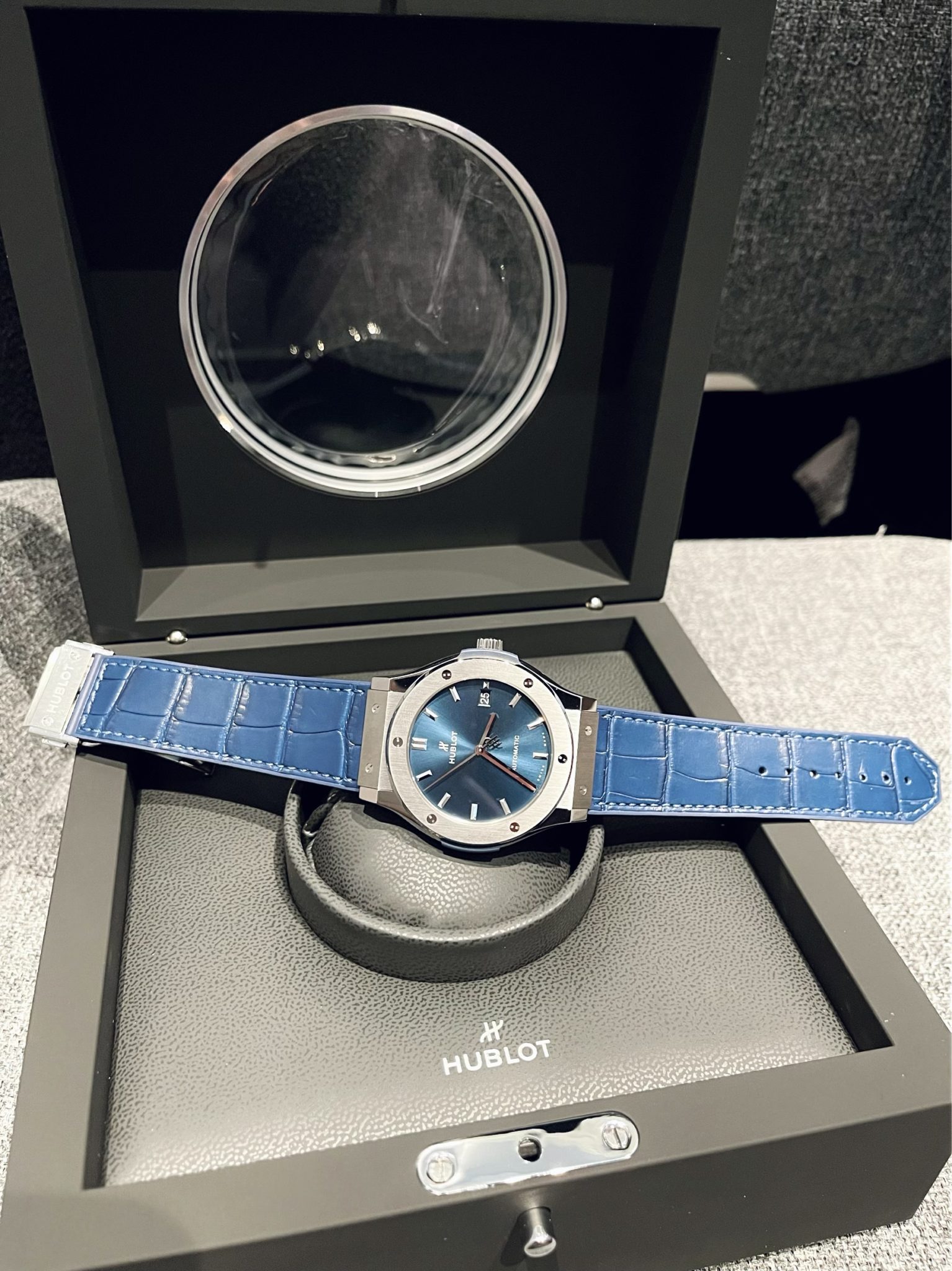 Hublot Classic Fusion Titanium Blue 45mm 511.NX.7170.LR