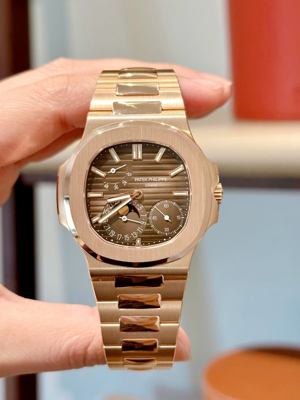 Patek Philippe Nautilus 5712/1R - 001 model 2022 New