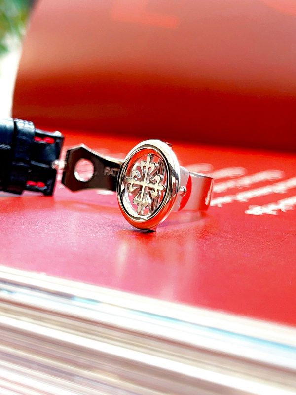 Patek Philippe World Time Chronograph 18k White Gold 5930G-011 Singapore New