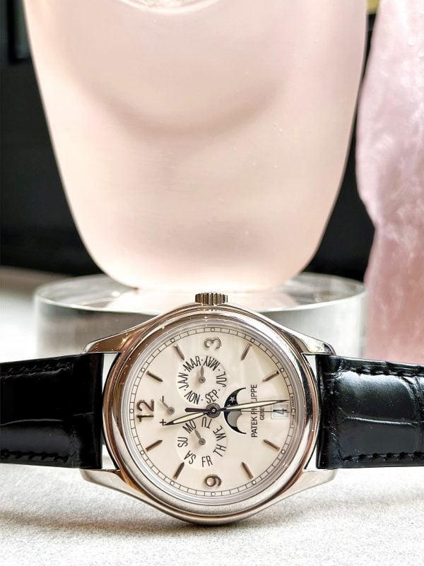 Patek Philippe Complications 5146G Annual Calendar Moonphase khoá đời cũ used