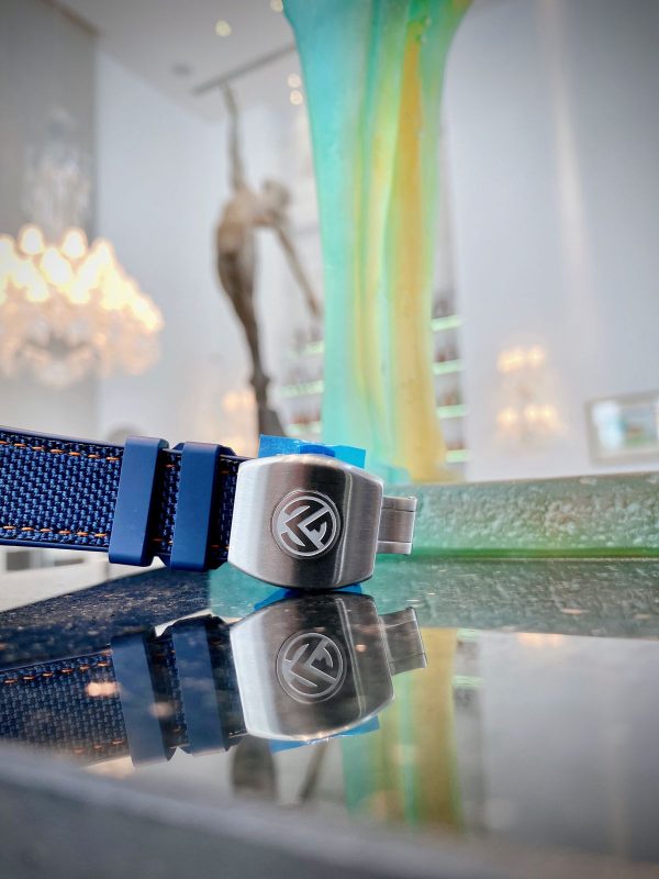 Franck Muller Vanguard V45 Blue ceramic new có sẵn