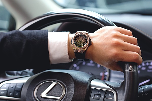 Các điểm đặc biệt của đồng hồ Hublot Orlinski