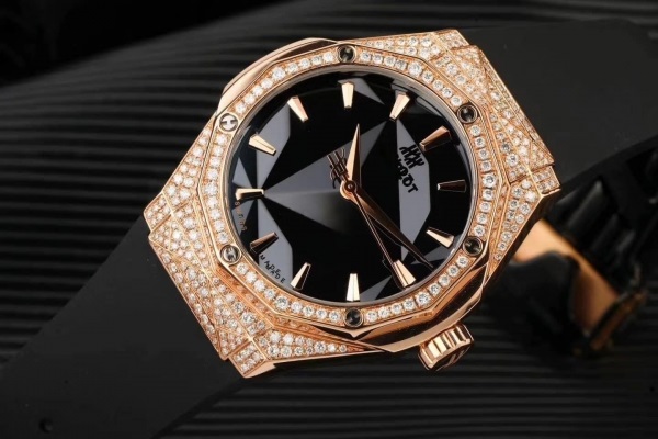 Sức hút của đồng hồ Hublot Orlinski