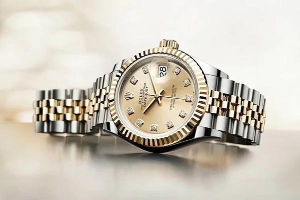 thiet-ke-Rolex-Oyster-Perpetual-Datejust