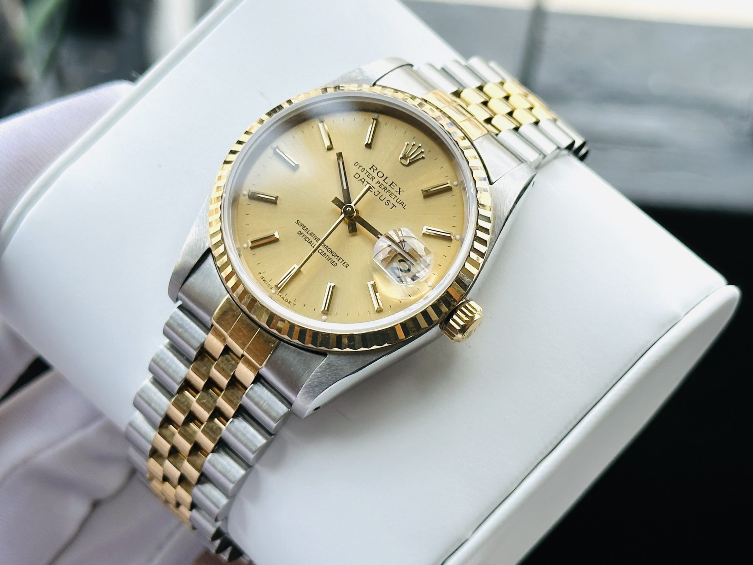 Đồng hồ Rolex day date 40