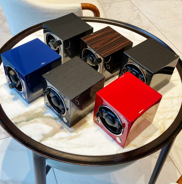 Hộp quay và Box du lịch