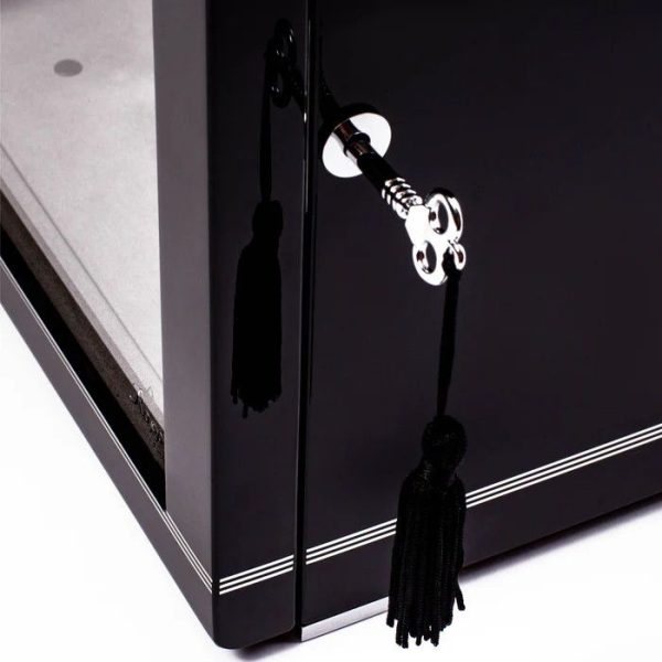 Hộp quay đồng hồ 4 ổ Formula Quad Watch Winder Black W554