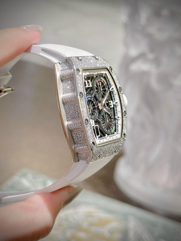 RM 72-01 Lifestyle Flyback Chronograph Snow-set