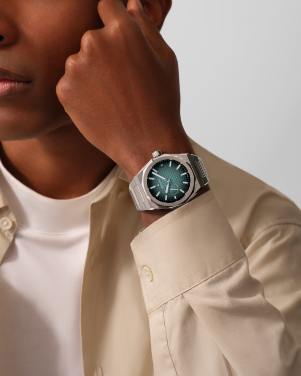 ZENITH DEFY SKYLINE PARIS GREEN DIAL