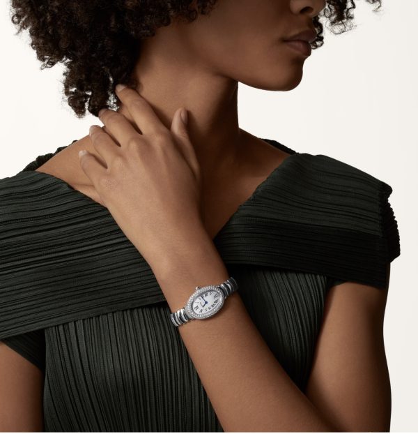 CARTIER BAIGNOIRE WHITE GOLD DIAMOND BEZEL