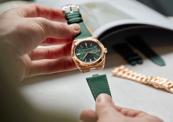 Vacheron Constantin Overseas Self-winding Rose Gold Green Dial