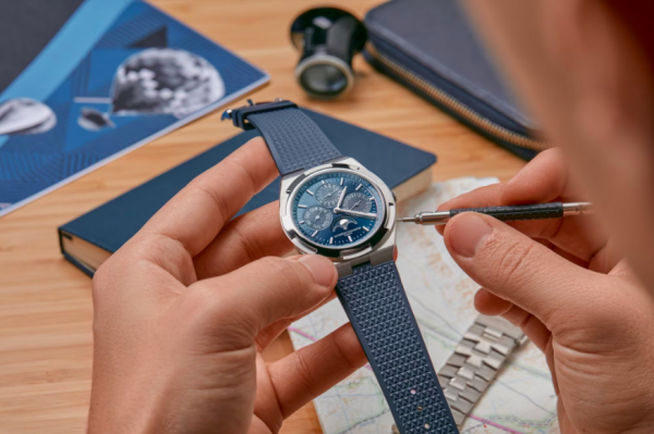 Vacheron Constantin Overseas Perpetual Calendar Ultra-thin