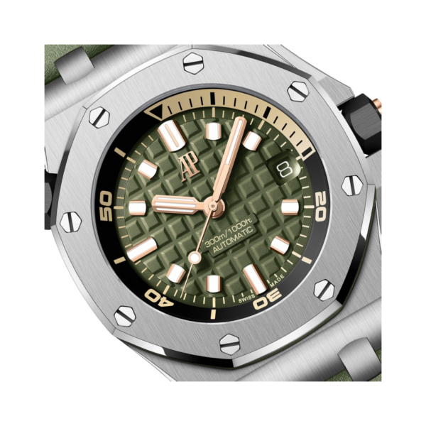 Royal Oak Offshore Diver Khaki Green Méga Tapisserie Dial