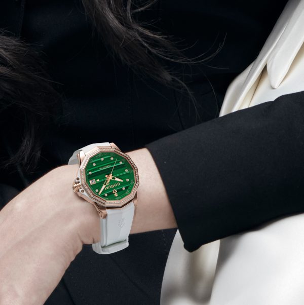 Corum Admiral 38 Automatic A082/04472