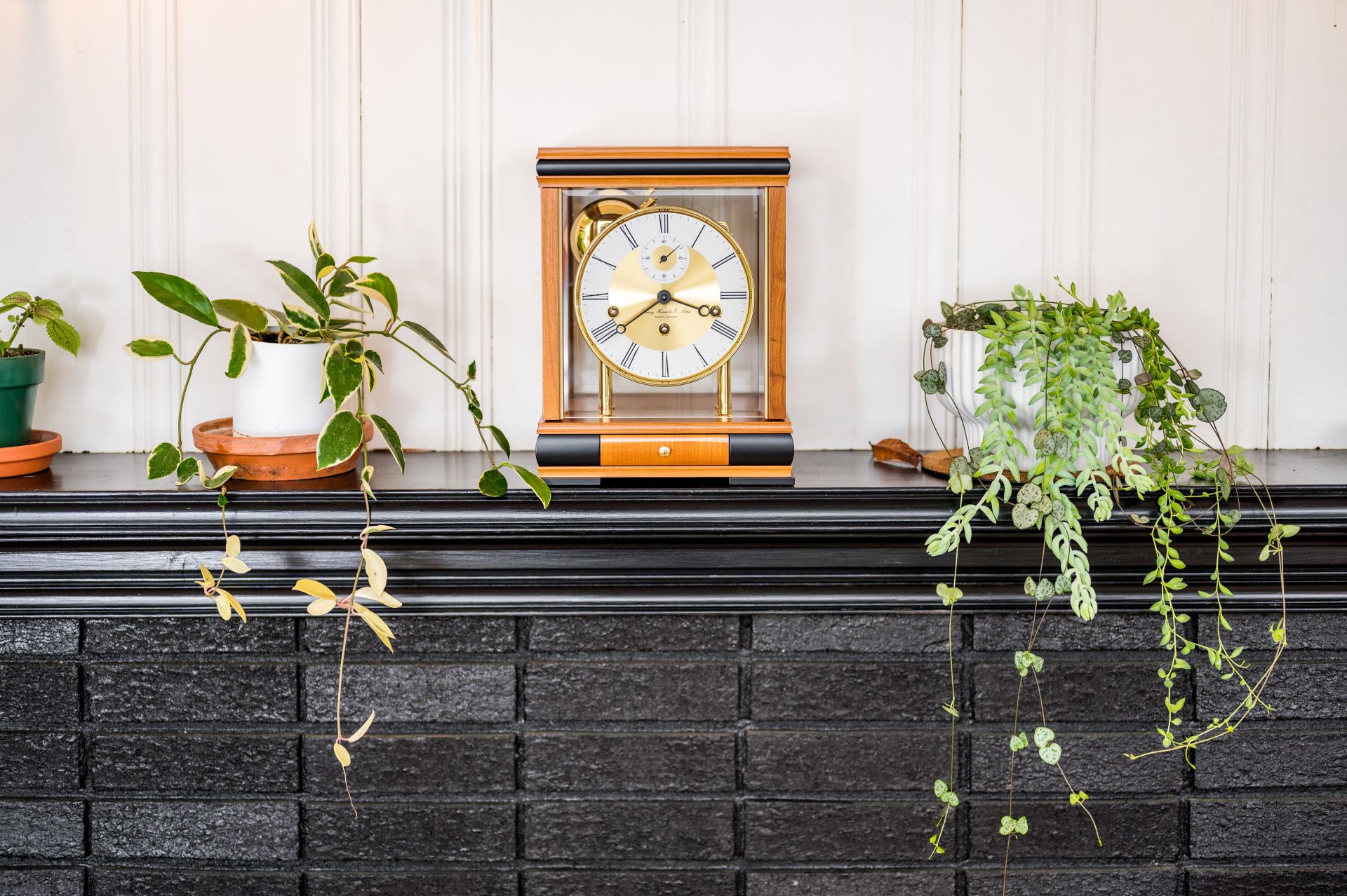 Đồng hồ Hermle Table Clocks Bergamo